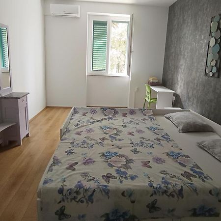 Bright And Colourful Apartment Luce -Sandy Beach 스플리트 외부 사진